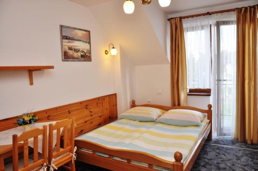 Jantar Hotell Ostrowo  Eksteriør bilde